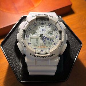 Men’s G shock watch